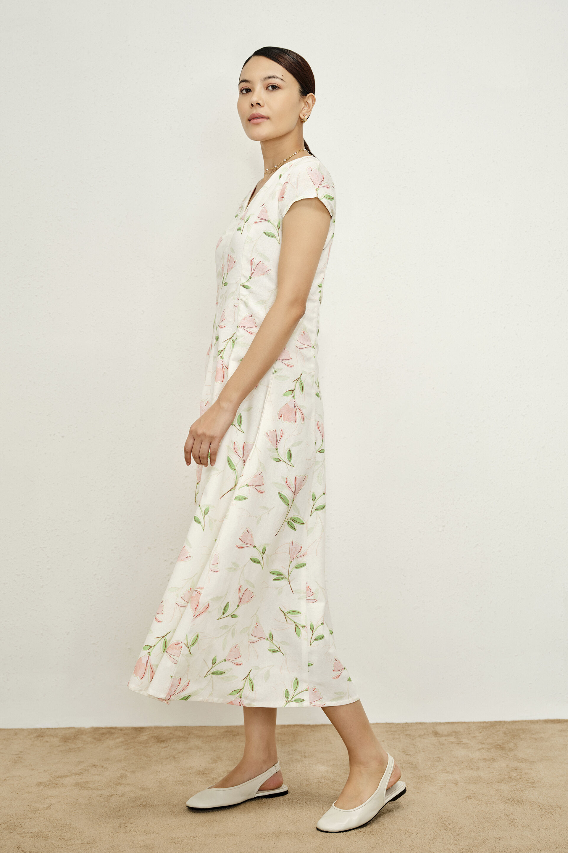 Elowra Floral Midi Dress, Pink, image 3